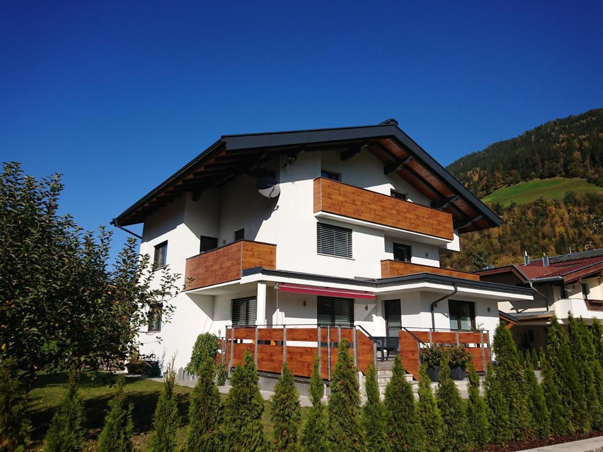 Apart Pfister Aschau Im Zillertal المظهر الخارجي الصورة